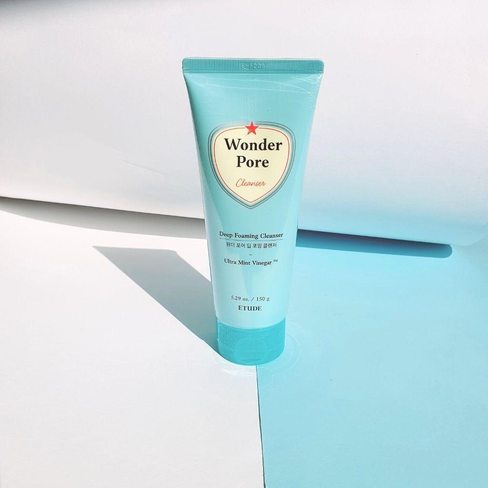 Etude Wonder Pore Deep Foaming Cleanser